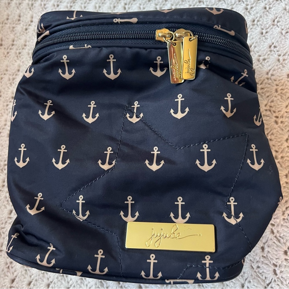Ju-Ju-Be Fuel Cell bag in The Admiral- navy with anchor print JuJuBe
